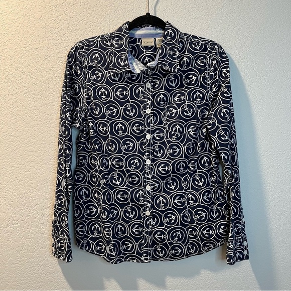 L.L. Bean Tops - Women’s L.L. Bean blue anchor printed button down shirt size medium M